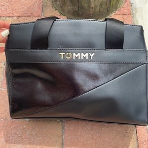 tommy hilfiger black bag